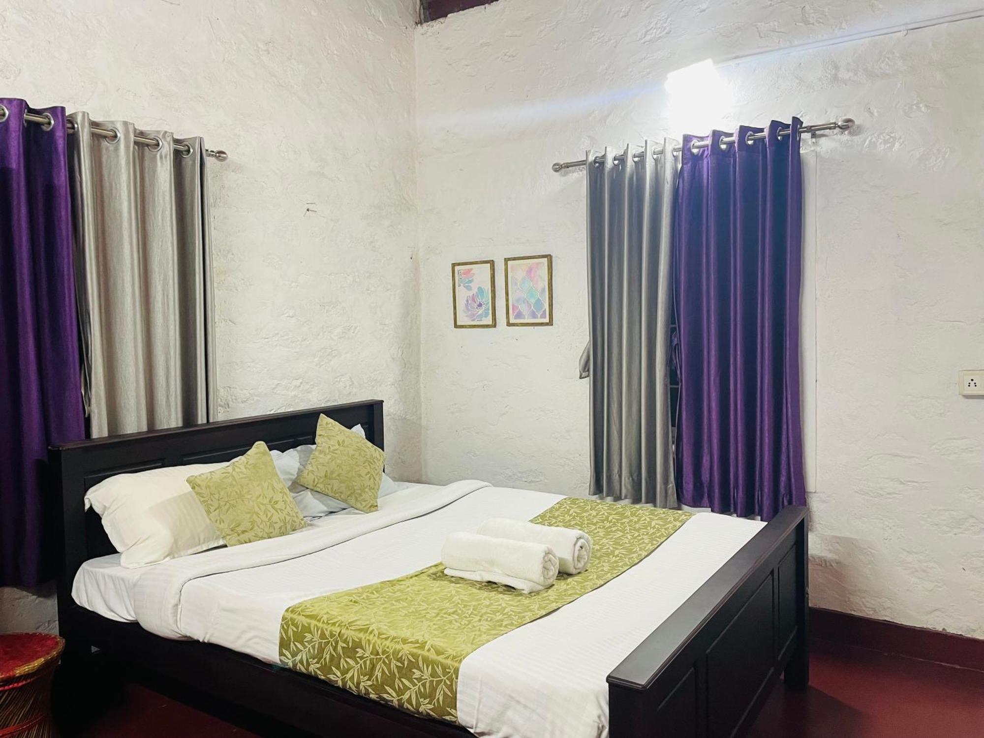 Thottom Stays Private Bungalow Munnar Eksteriør bilde