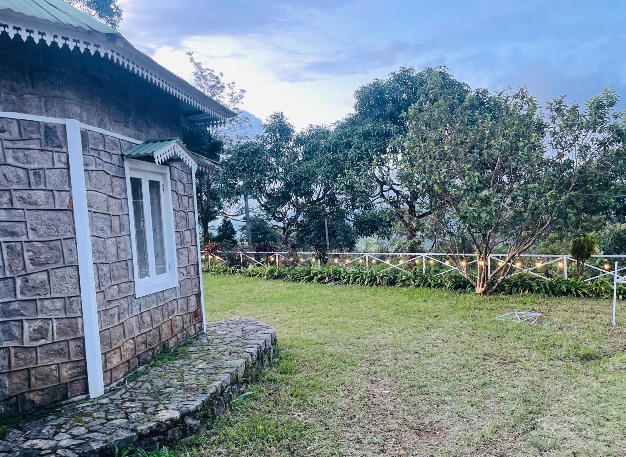 Thottom Stays Private Bungalow Munnar Eksteriør bilde